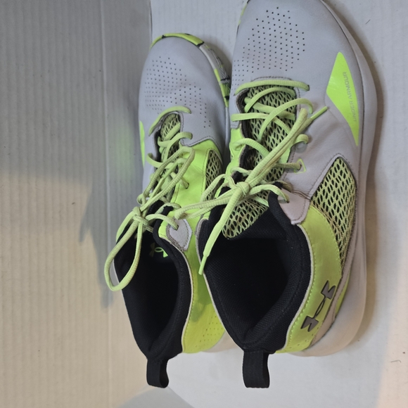 Under Armour Athletic Shoes Yellow and Gray‎ Dynamic Design main image 4